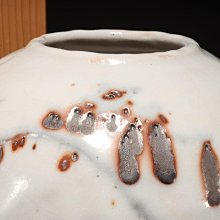 10/5結標美濃古窯桔梗屋窯五代小三郎作雪釉志野燒賞瓶原供箱CDI1169