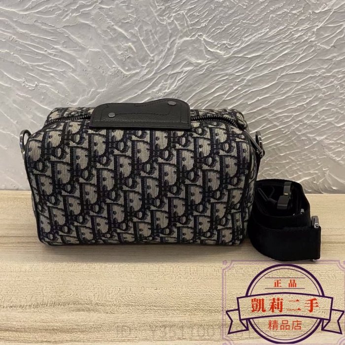 凱莉二手 DIOR 迪奧 LINGOT 22手袋 馬鞍翻蓋 老花滿印刺繡 圓筒包 單肩包 斜挎包 手提包 男款