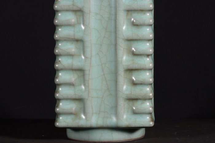 青釉 貫入 六角 筆洗 宋元時代 幅約11.1cm 舊藏南宋官窯粉青釉（玉津園）琮式瓶尺寸高22.8；寬8公分【二手】6729
