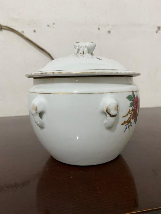 花鳥粥罐 嚴選567瓷製花鳥描金舊粥罐，收藏家必備推薦瓷質精美、釉色自然、絵工