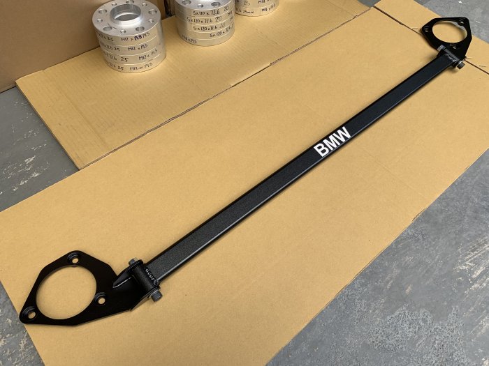 BMW E34 引擎室拉桿