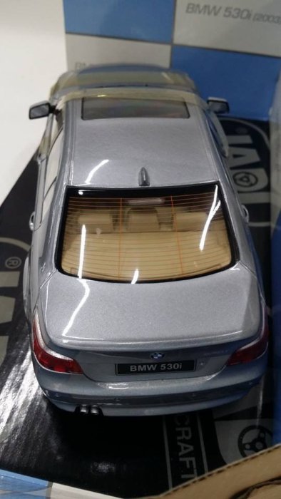 統一模型】Jadi Modelcraft《BMW：530i／2003／銀色》金屬合金車.靜態