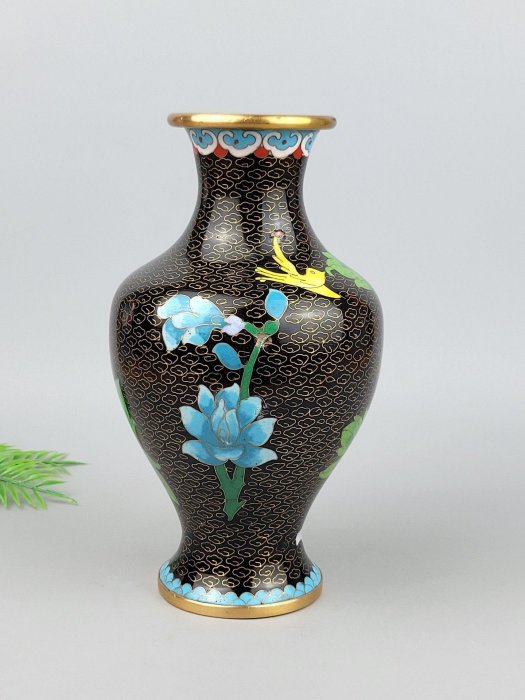 景泰藍掐絲銅胎花瓶日本回流工藝精湛幾處輕微磕碰舊物實用收藏景泰藍