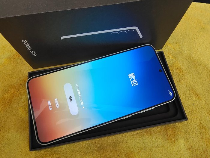 台灣三星二手機 2年保固2027/4/21 外觀如新 綠色 SAMSUNG S25+12G/256G 聯翔通訊※換機優先