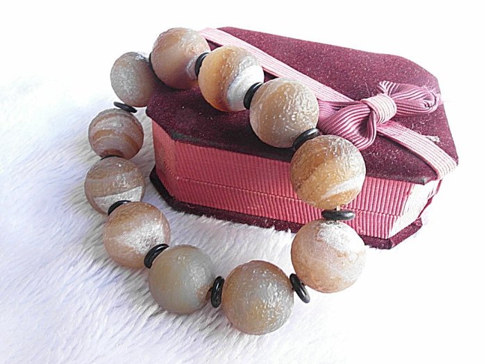 仔仔現貨批發J11898【西藏天然老礦紋線珠手鍊{20mm 108g}鈣化】＊手珠