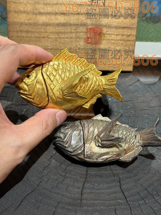手工木雕大漆根付擺件香盒金銀彩鯛魚特別逼真眼神生動藏品大漆把玩件