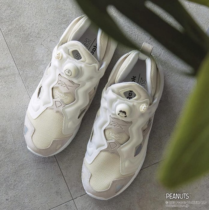 R'代購PEANUTS 史努比Reebok instaPump Fury Pump 95 白奶油奶茶