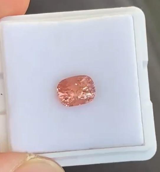 台湾 宝石 飛飛zx【台北周先生】現貨天然蓮花色尖晶石1.25克拉濃郁鮮豔火光爆炸