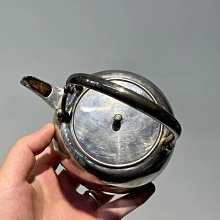 特惠、誠購可議價』日本老銀壺明治時期金龍堂主松尾忠久作純銀壺高13cm