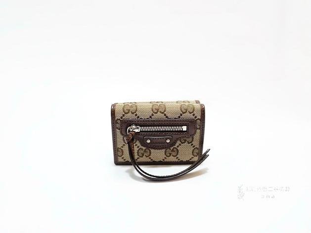 台南店 遠麗全新二手名牌館~  M0981 Gucci X Balenciga咖緹花咖皮邊前一字拉三折機車短