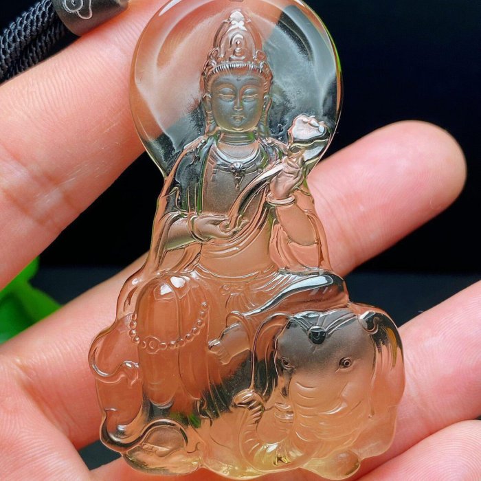 極上 高透明 水晶不動明王彫 486g 一点物 水晶極品天然茶水晶普賢菩薩吊墜，立體工藝，雕工精湛，晶體干凈，難得
