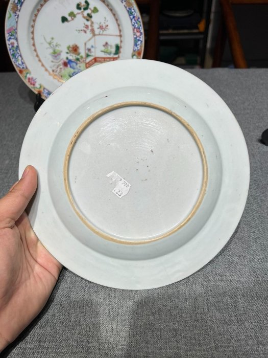 乾隆時期粉彩花開四季賞盤直徑23公分輕巧藝術瓷器四季花卉收藏推薦乾隆