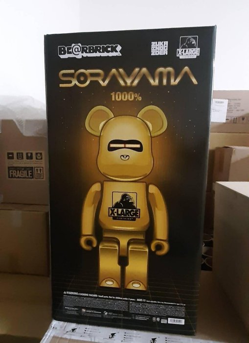 空山基BE@RBRICK XLarge & Hajime Sorayama Gold 金色1000%, 2019
