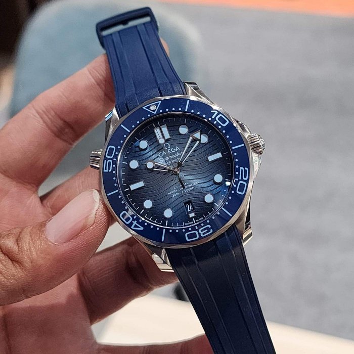 【個人藏錶】 OMEGA 歐米茄 300米海馬 75週年紀念版 漸藍色面盤 藍色陶瓷圈 41mm 台南二手錶