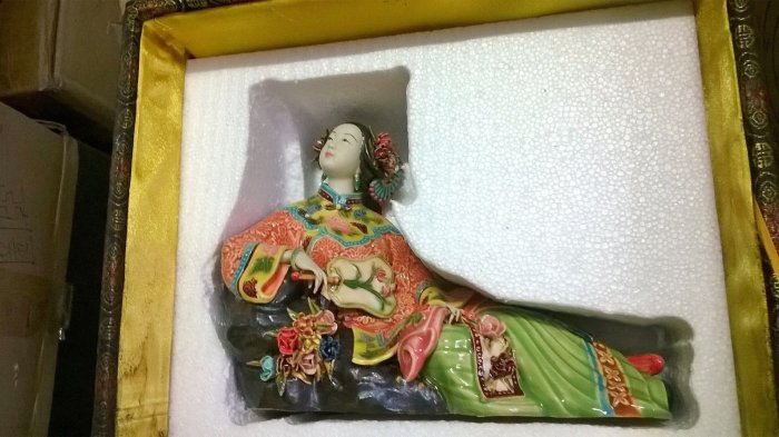 中国古美術/置物 【貴婦像，林偉東手製 ，精品】稀少品 中国古美術