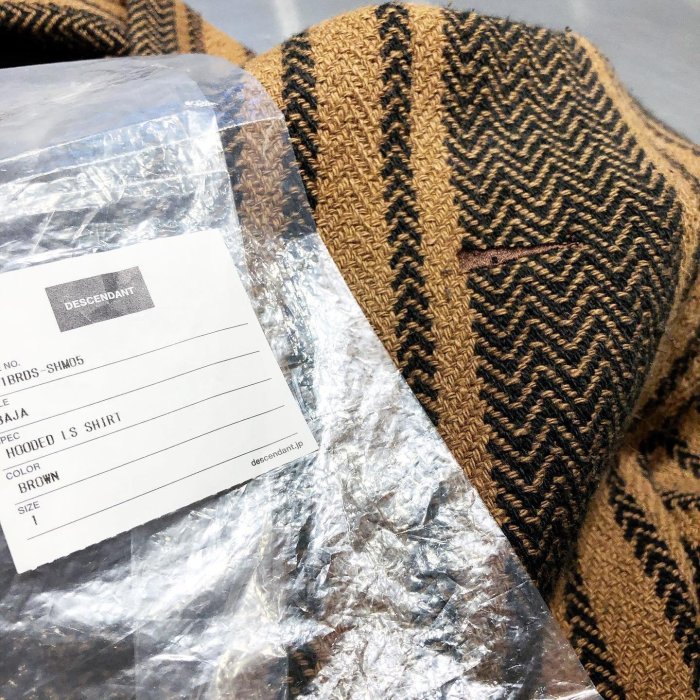 希望商店】DESCENDANT BAJA HOODED LS SHIRT 20SS 連帽刺繡鯨魚帽衫 希望商店】DESCENDANT BAJA HOODED LS SHIRT 20SS 連帽刺繡鯨魚帽衫