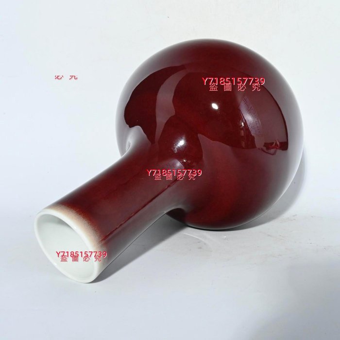 2清康熙年制郎窯紅天球瓶，高32×20厘米??4385A01584 【錦繡古玩