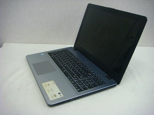 値下げ】ASUS Vivobook X542U 第8世代i5 ASUS、光学ドライブを