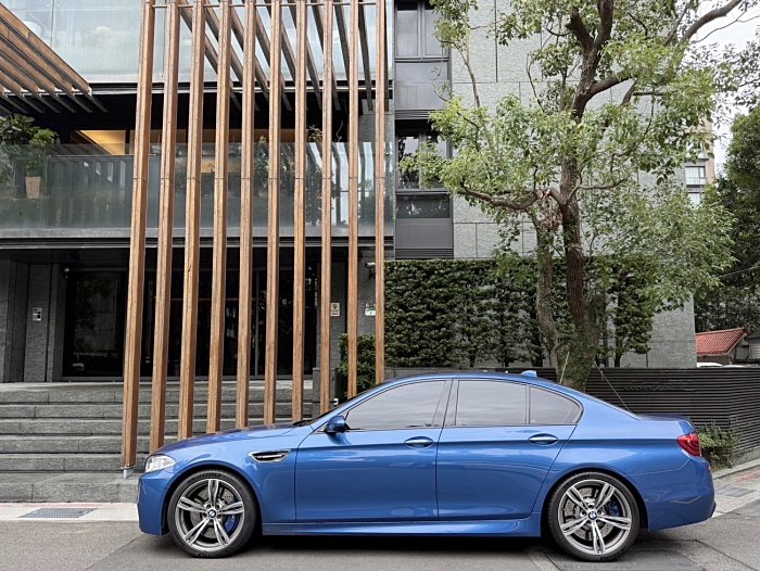 自售 原廠 總代理 BMW M5 LCI 極少跑 四萬公里 原廠保養