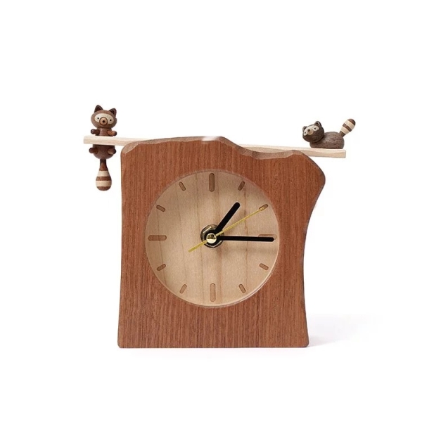 知音JEAN Wooderful life 木製動態時鐘-浣熊翹板桌鐘(1255403)