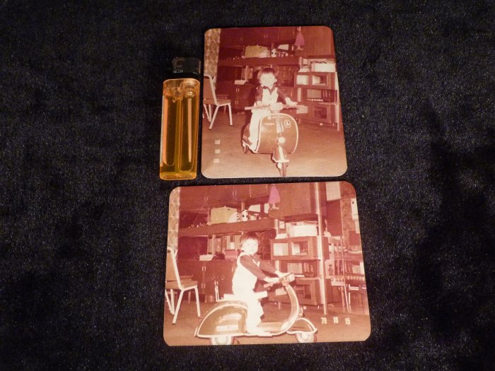 古玩軒~老照片.復古相片.早期偉士牌小摩托.經典偉士牌Vespa 滑步車.兒童電動車.HHH916