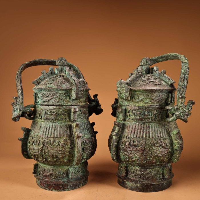 古董，藏友旧藏寄売，青銅製，「商獸面紋提梁器」祭祀品，附葬品，文房置物，賞物。 古董，藏友旧藏寄売，青銅製，「商獸面紋提梁器」祭祀