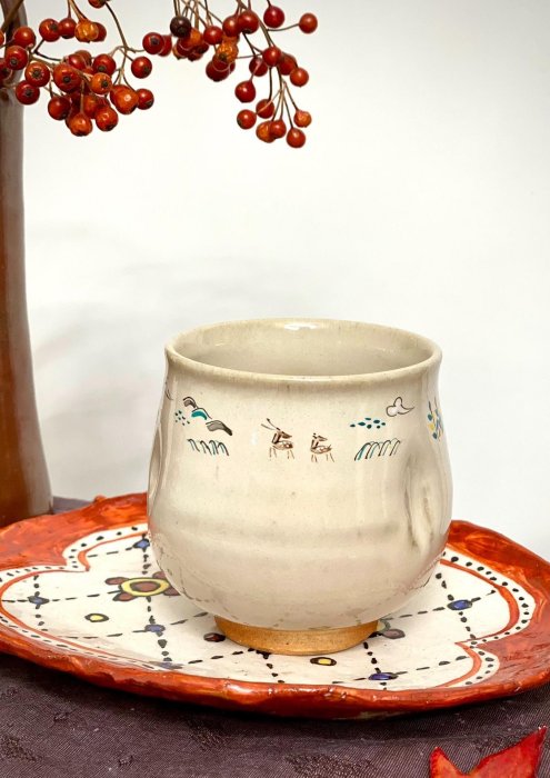 嚴選日本古董級赤膚焼陶瓷杯，昭山風格獨特手工藝品，奈良主題乳白卡通