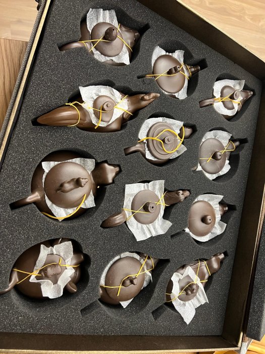 搬家讓藏_全新_早期收藏十二生肖宜興紫砂壺精品套組_共12支壺附盒裝