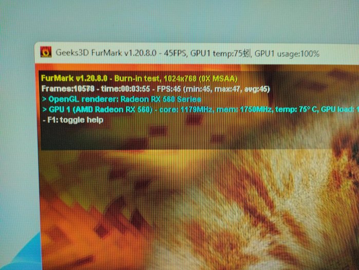 (效能大幅超越GTX1050晶片/超大4G記憶體)微星RX 560 顯示卡(超頻版)+(高階128bit)+(免接電)