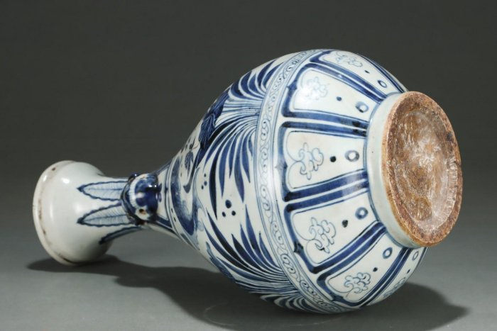 C --- 舊藏元代青花魚藻紋獸耳玉壺春瓶尺寸高.厘米腹徑.厘米【天下收藏