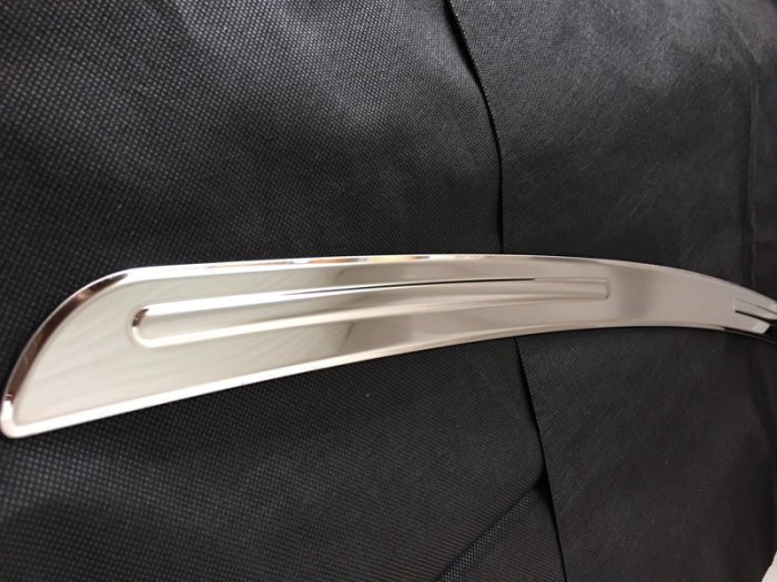 賓士BENZ E-class W211 後保桿上飾條 後保險桿上飾條 電鍍 鍍鉻