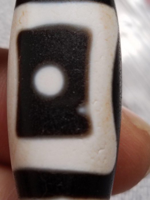嚴選行運古法星辰天珠，編號x301，尺寸13x37mm，線條流暢紋路清晰