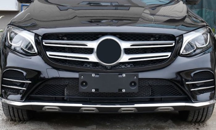現貨熱銷-【易車汽配】賓士 BENZ X253 GLC220 GLC250 GLC300 前霧燈飾條 前保險桿飾條 保桿