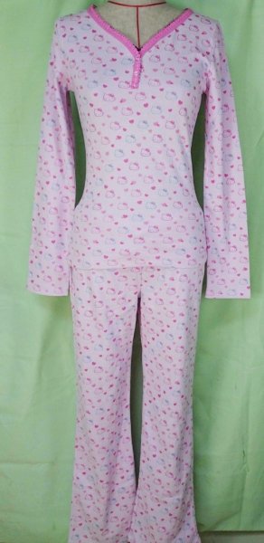 【震撼精品百貨】Hello Kitty 凱蒂貓~衣褲組 愛心 粉頭