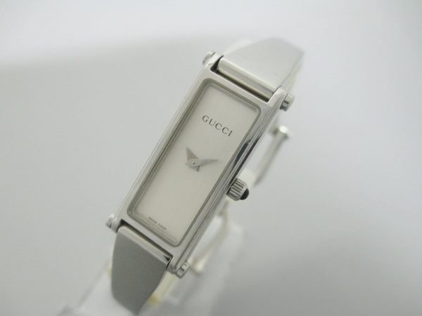 正品 GUCCI 1500L 銀面手鐲式女錶
