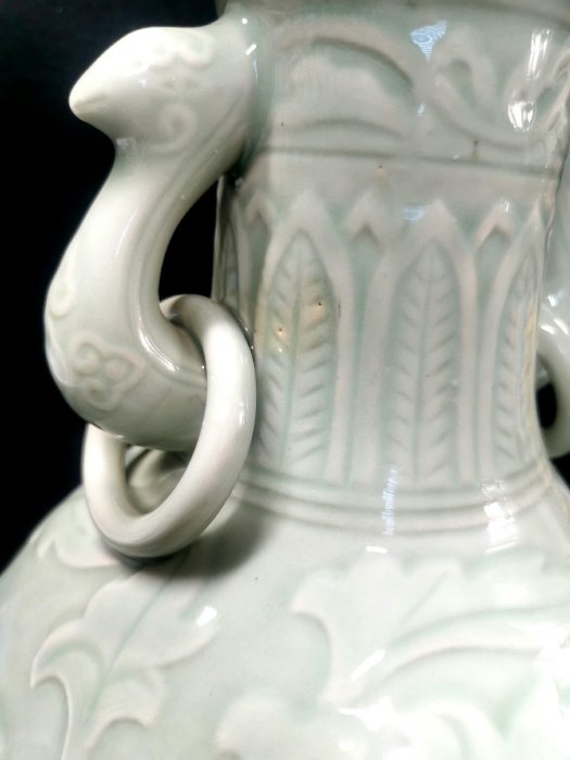 嚴選日本回流創匯時期龍泉青瓷大花瓶，雙鳳耳銜環設計展現Classic風華