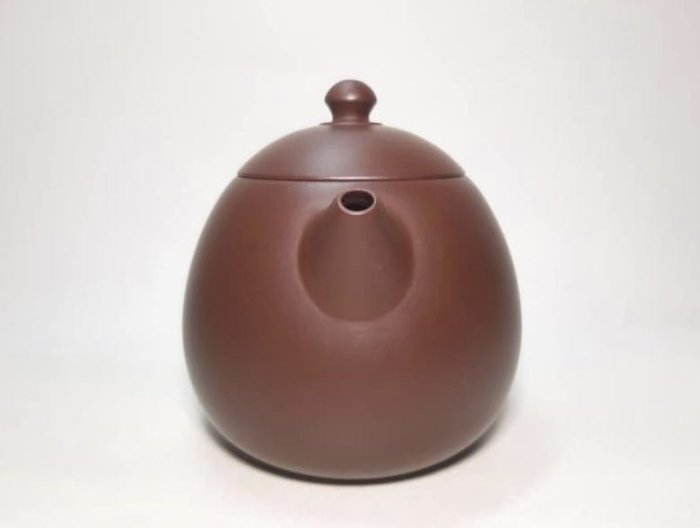 中国宜興紫砂壺 宜興紫砂壺老紫泥方器四方坦然茶壺150cc – 嵐雲茶業