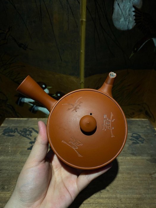 日本常滑燒大師伊藤陶二力作，手工刻繪Side Handle壺220cc 現代典藏#燒