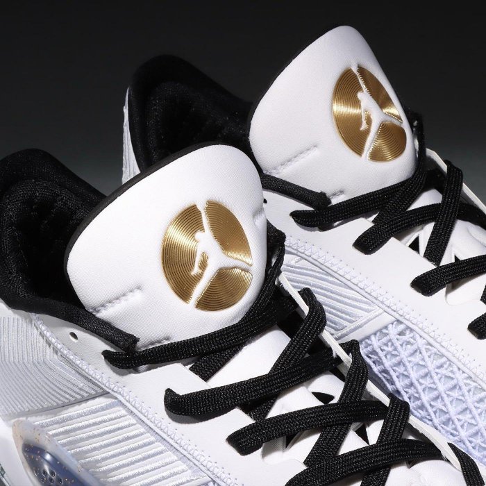AIR JORDAN XXXVIII LOW PF 38代低筒白金fd2325-107。太陽選物社