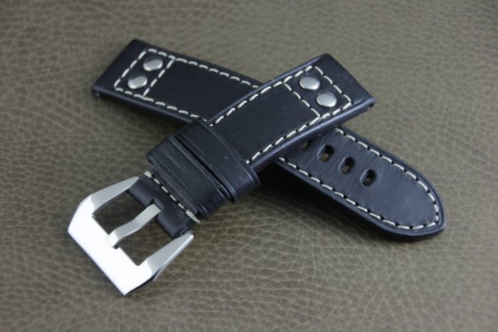 鉚釘24mm 直身黑色真皮錶帶hamilton的新衣banda軍錶飛行風格PILOT seiko omega