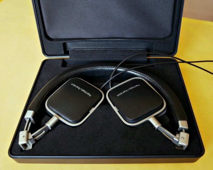 Harman Kardon Soho 耳罩式耳機,線控iPhone/iPod/iPad,設計時尚大方