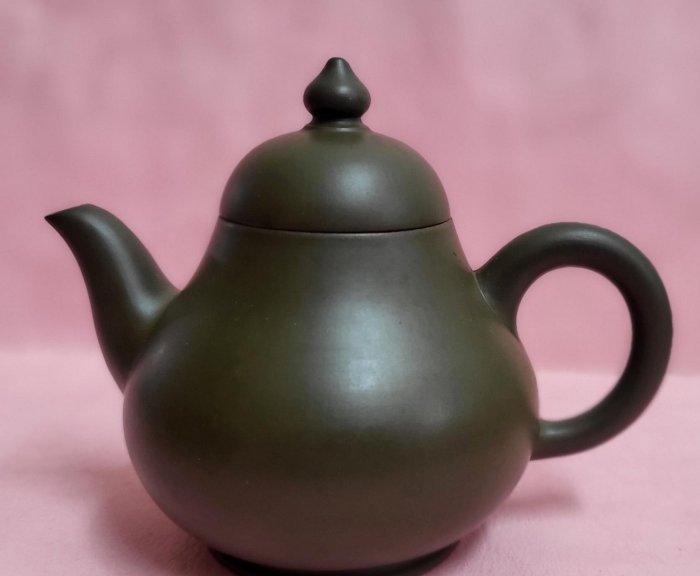 洪聲普洱茶] 台灣名家壺修顏老師180cc | Yahoo拍賣