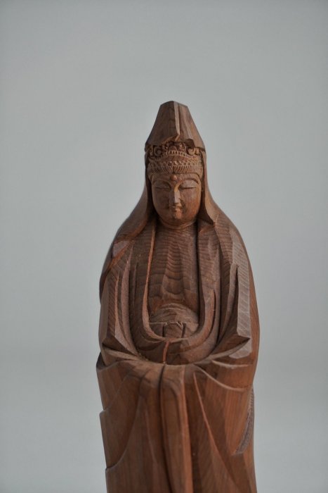屋久杉一木彫　観音菩薩像② 夏永真 屋久杉細密彫り『聖観音菩薩立像』 | 東京書芸館公式通販