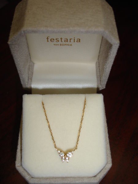 日本品牌 festaria 黃K金鑽石項鍊 K18