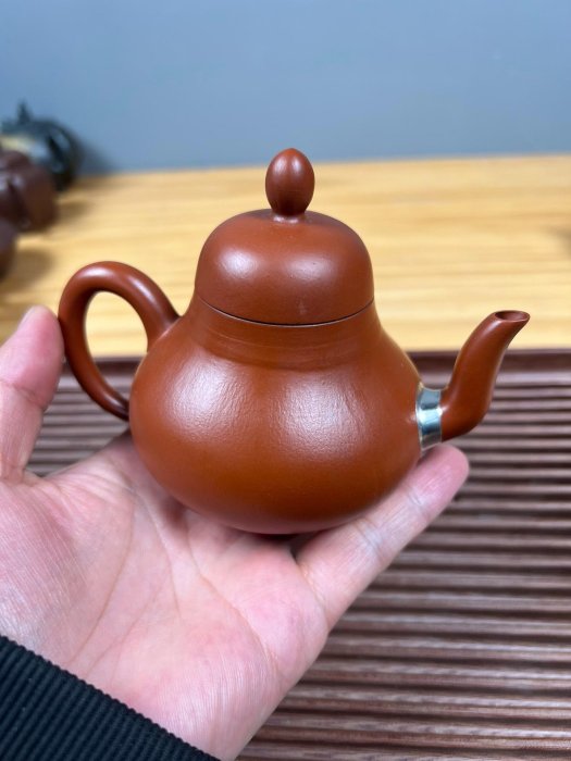 超值全手微瑕撿漏工藝美術師儲立強朱泥超薄胎240cc四方宮燈壺清倉特賣