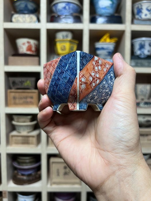 嚴選日本盆早期名匠「尾張裕峰」六角紋樣手繪藝術盆，尺寸6.5x5.3cm