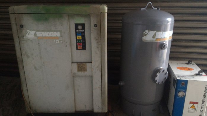 國內知名大廠天鵝 10HP靜音式空壓機( 含300L儲氣桶 無圖中乾燥機 創業好選擇)