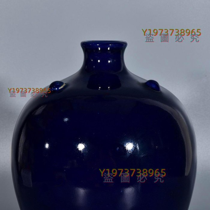 清乾隆單色釉寶石藍釉梅瓶；30x20；858006884yyd1301714 【漢矜閣