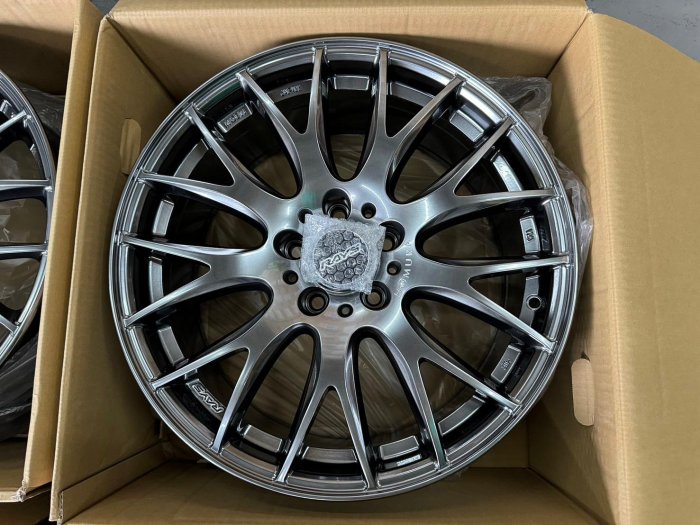 RAYS HOMURA 2×8GT 18inch 8J+43 5H 114.3 RAYS HOMURA2×8GT 8J