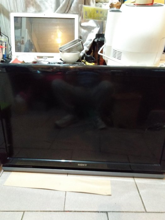 SONY 液晶電視KDL-40V4000日本製面板破裂當零件機會修的再下標